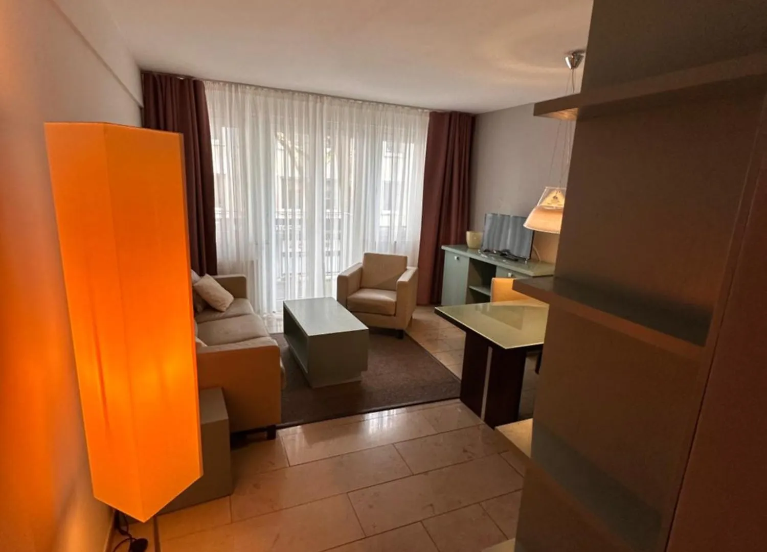 ****  Devin Art Hotel Düsseldorf Alemania