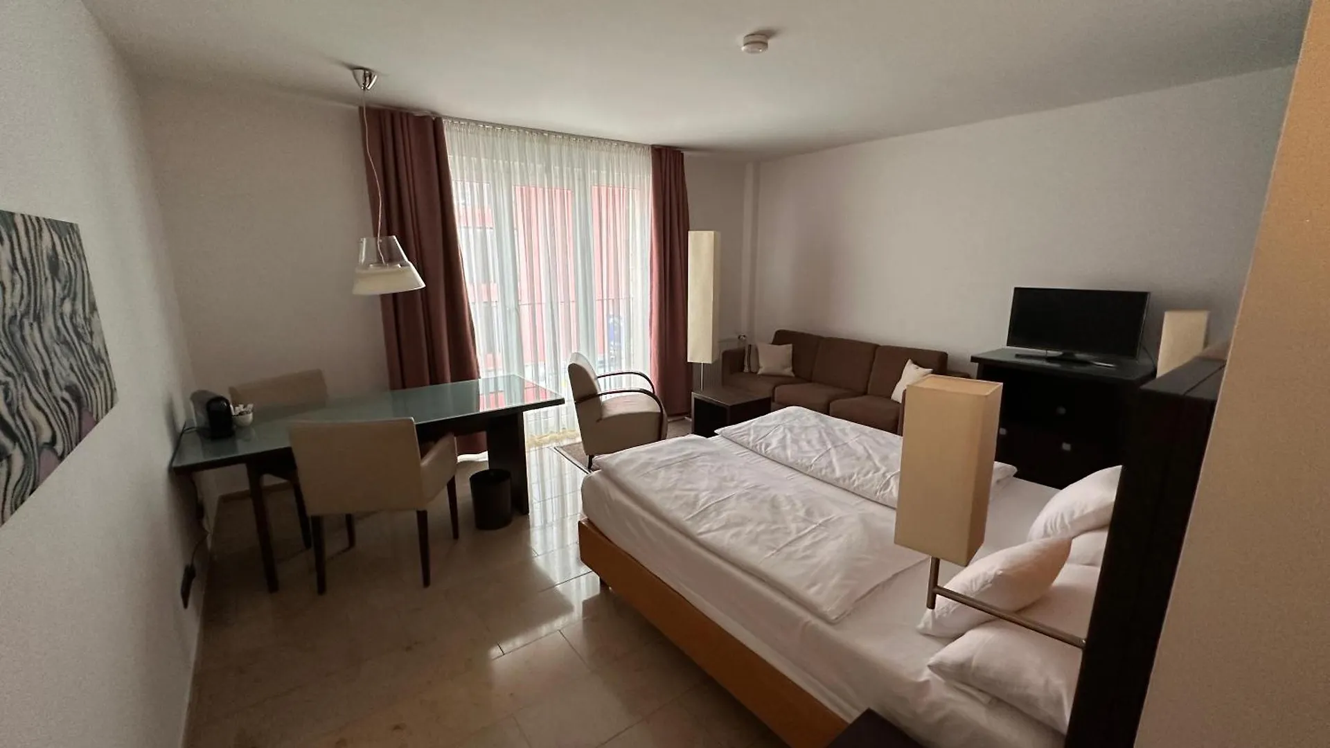 Devin Art Hotel Düsseldorf 4*,  Alemania